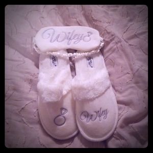 Wifey Slippers and Sleeper Mask